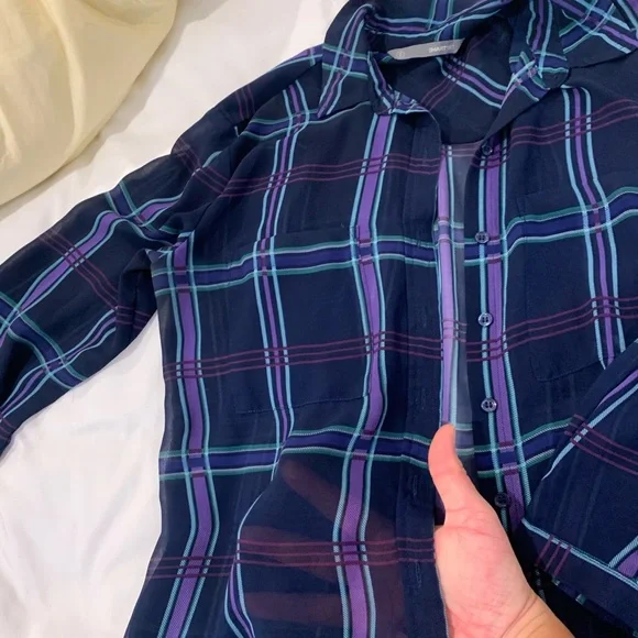 blue transparent blouse with two pockets - Picture 9 of 9